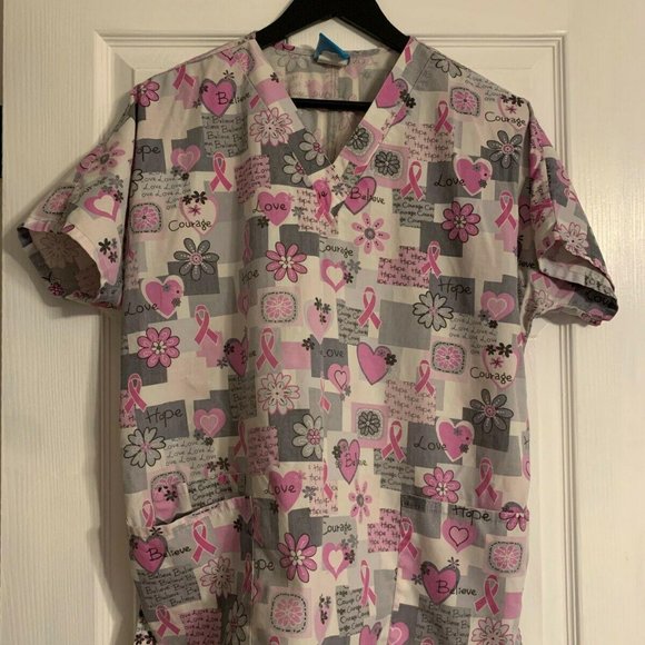 HQ Scrubs - Breast Cancer Awareness - Size M - Picture 1 of 4